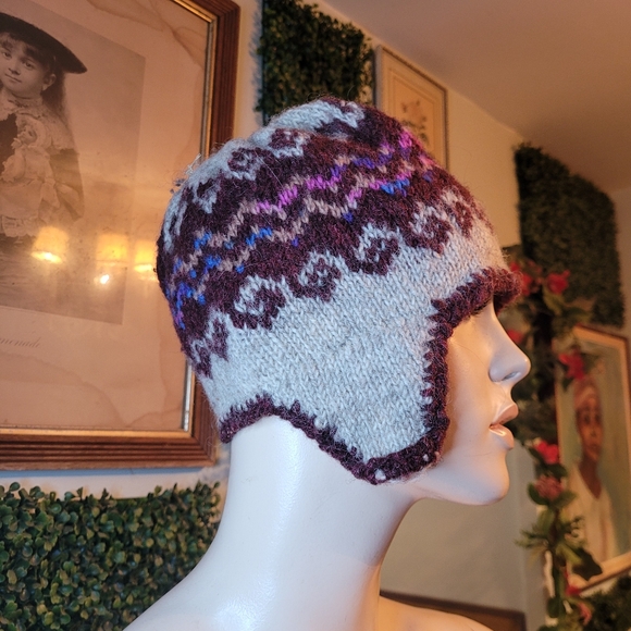 Hand Knit Wool Hippie Beanie Hat with Ear Flaps beige pink blue - Picture 4 of 7